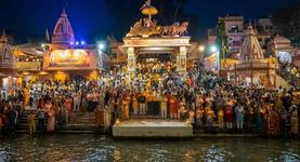 Sacred Ganga Aarti