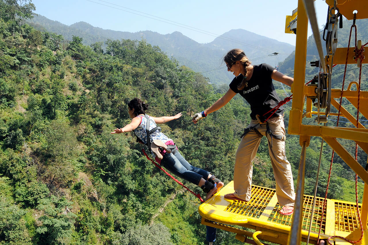 Bungee Jumping image