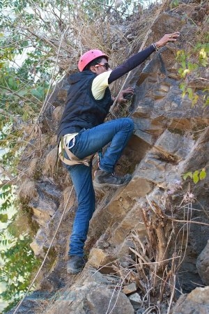 activities/rock-climbing/rock-climbing-02.jpg