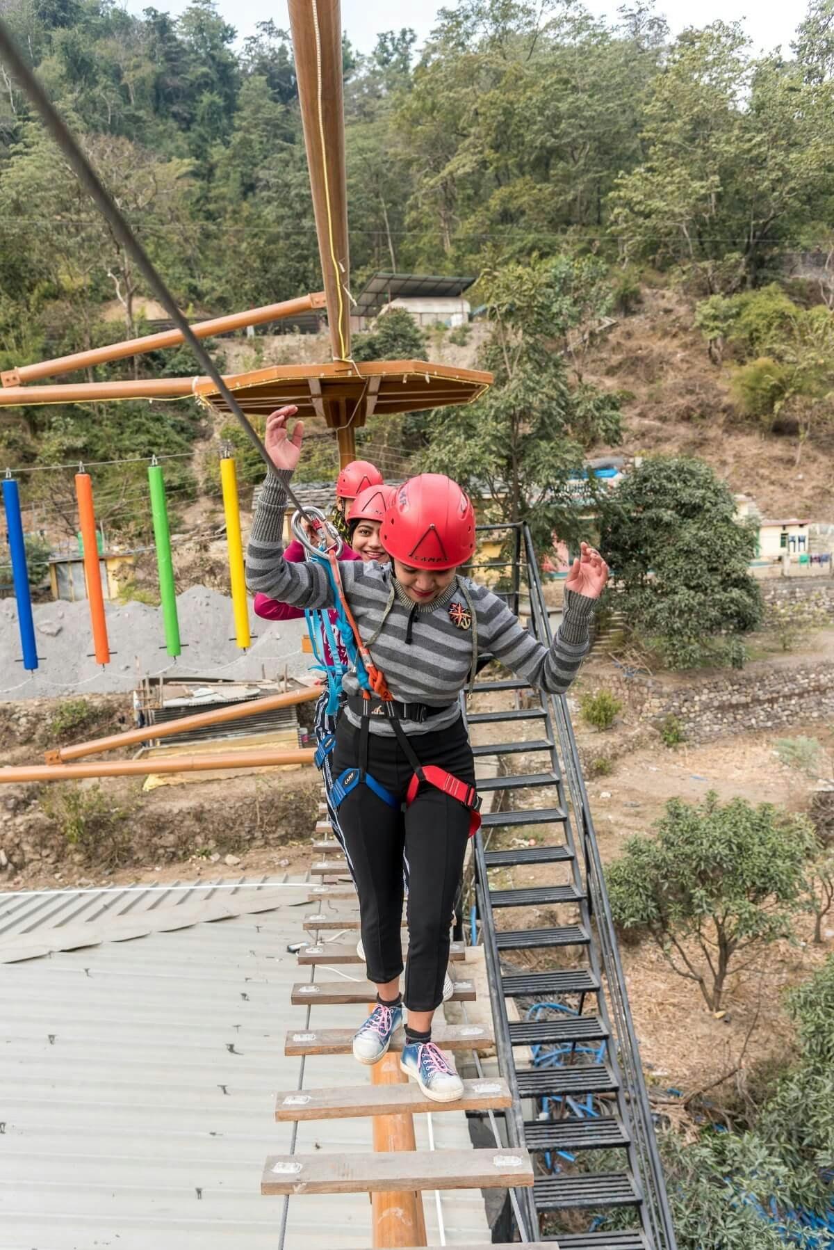 activities/rope-course/rope-course-04.jpg