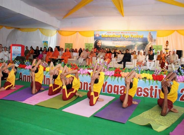 events/international-yoga-festival/international-yoga-festival-04.jpg