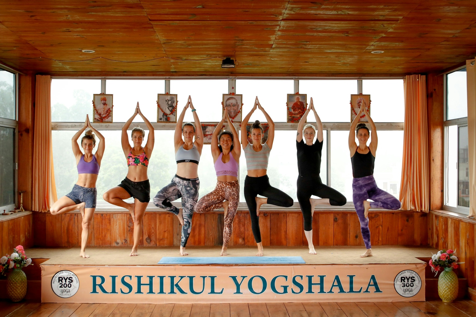 yoga-schools/rishikul-yogshala/rishikul-yogshala-05.jpg