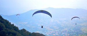 activities/paragliding/paragliding-03.jpg